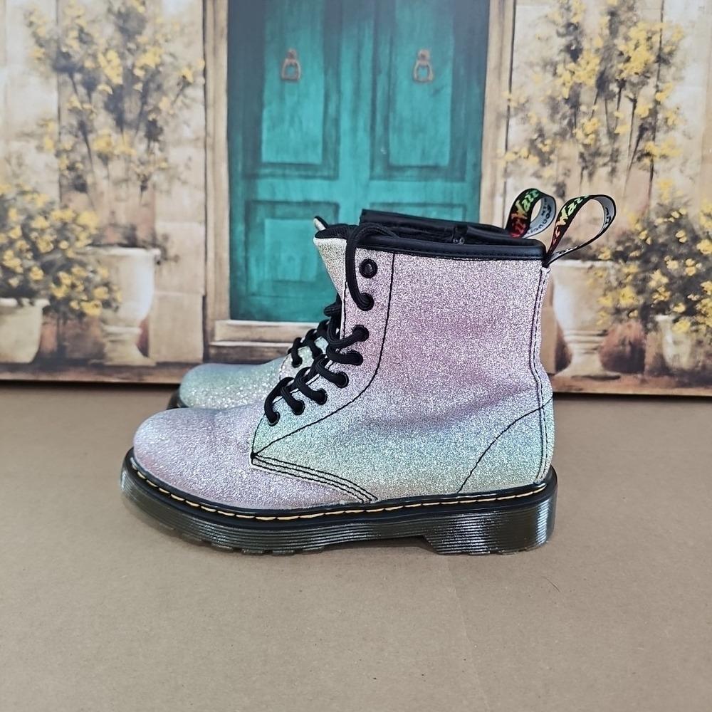 Dr‎ Martens 1460 Pascal Rainbow Glitter Lace-Up Boots Women's Size US 2